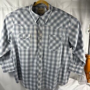 Wrangler 3 XL Western shirt with pearl snaps snap, upfront, and cuffs